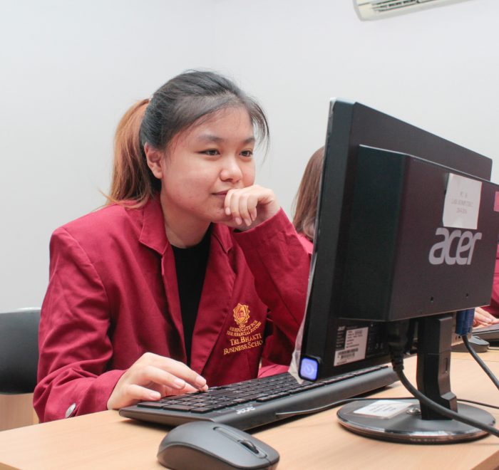 Tukarkan Skor UTBK mu Menjadi Beasiswa di Tri Bhakti Business School Tukarkan Skor UTBK-SNBT 2024