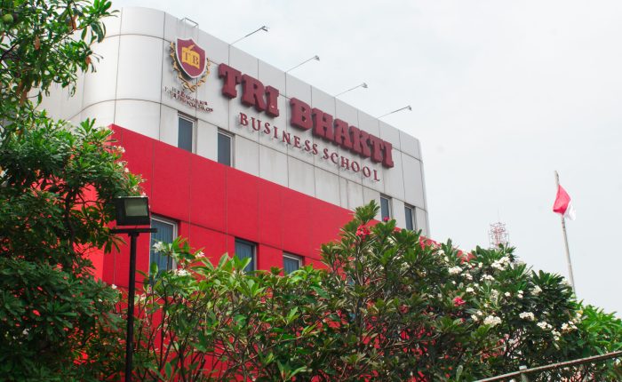 Gedung Kampus Tri Bhakti Business school