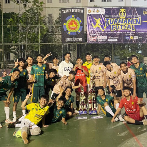 Tri Bhakti United UKM Futsal Tri Bhakti Business School juara 2 dan 3 di acara futsal infinity 2024 yang di selenggarakan oleh fakultas teknik universitas bhayangkara jakarta raya