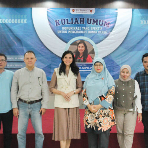 Foto bersama Felisitas Kaban, M.Psi., Psikolog, Dr. Eddy Setyanto, S.Sos., M.Si., Ir. Prillia Haliawan, MM., CQAP, Dr. Sofia Maulida, SE., MM. Lembah Dewi Andini., S.E., M.Ak., Ak., CA., Frengki Panangian, S.Kom., MM.