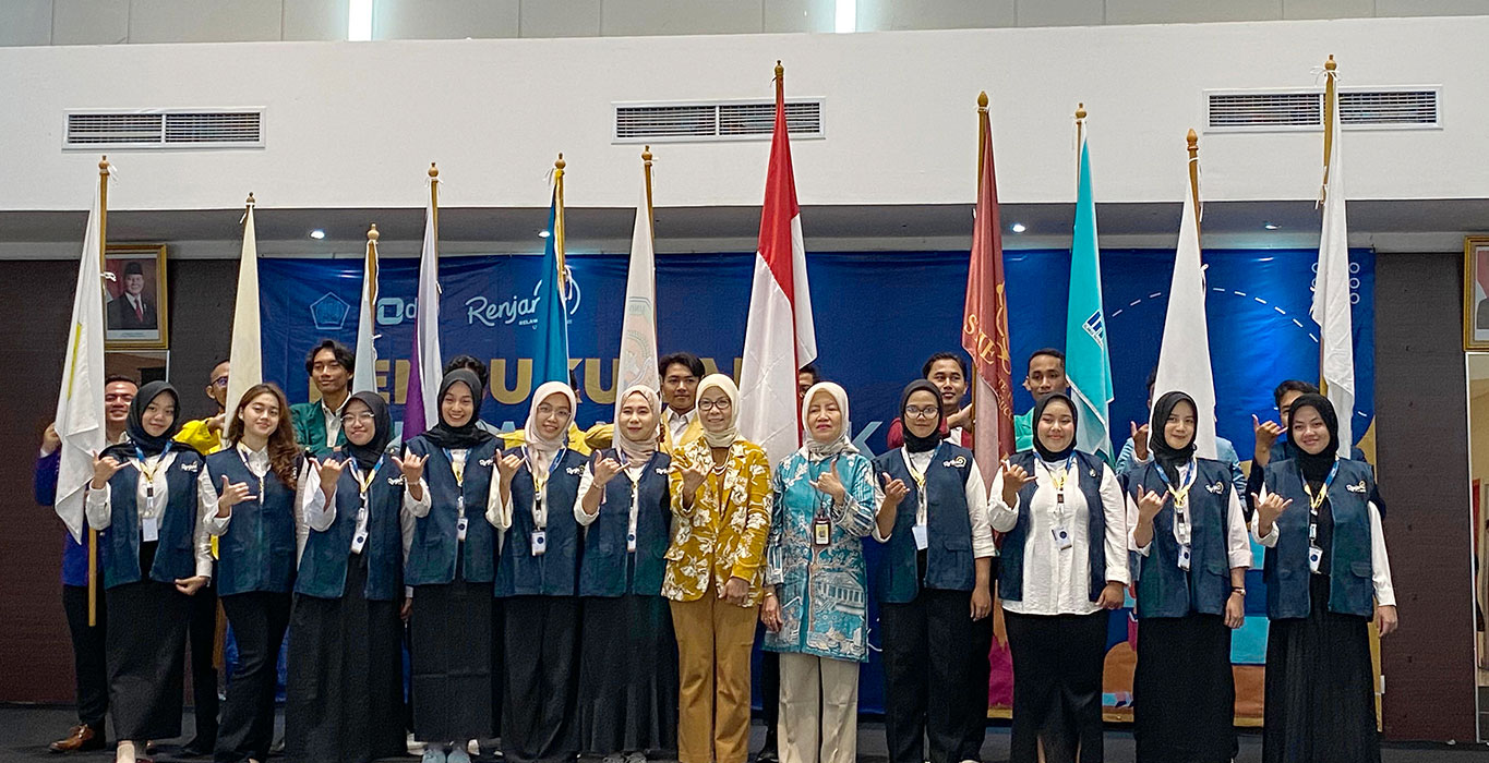 Lembah Dewi Andini., S.E., M.Ak., Ak., CA. di acara pengukuhan relawan pajak