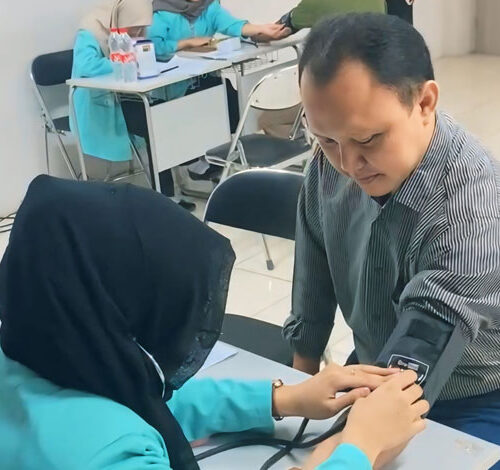 Medical Check Up Tri Bhakti Business School Kampus Bekasi Puskesmas Sepanjang Jaya Ir. Prillia Haliawan, MM., CQAP