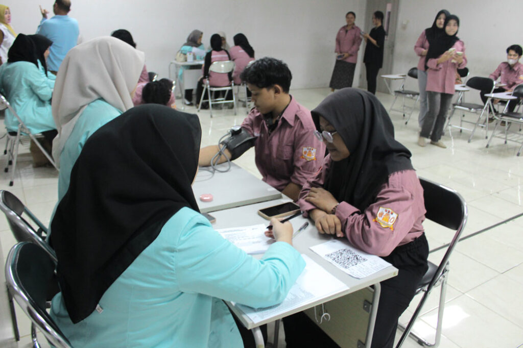 Medical Check Up Tri Bhakti Business School Kampus Bekasi Puskesmas Sepanjang Jaya