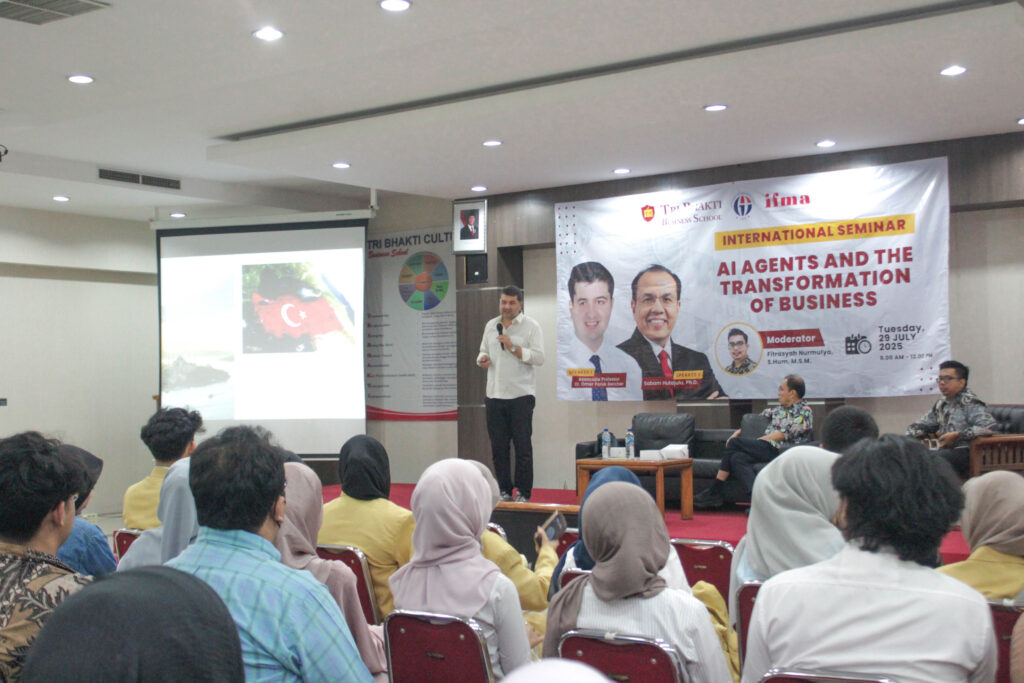 Assoc. Prof. Dr. Omer Faruk Rencber Seminar Internasional AI Agents and The Transformation of Business