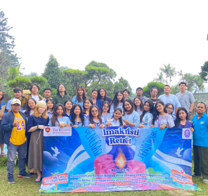 Retreat IMAKRISTI 2025 Menjadi Generasi Pendobrak yang Membawa TerangIrvan F.C.Oentoeng, SE., MM Pdt. Glen Imanuel Sanjaya, S.Th. dan Pdm. David Ibob Kristianus, S.Th.