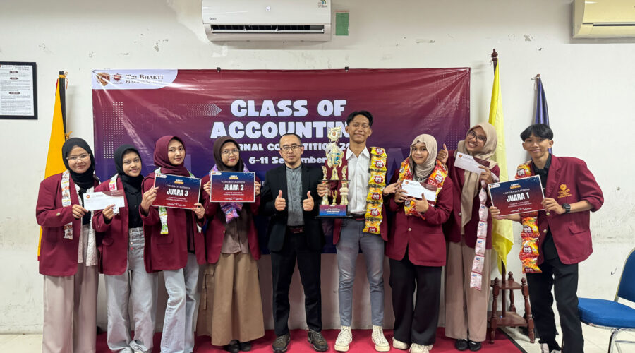 Himpunan Mahasiswa Akuntansi (HIMMA) Tri Bhakti Business School sukses menggelar Clash of Accounting 2025 Dr. Yusuf Faisal., SE.I., M.Ak., M.E