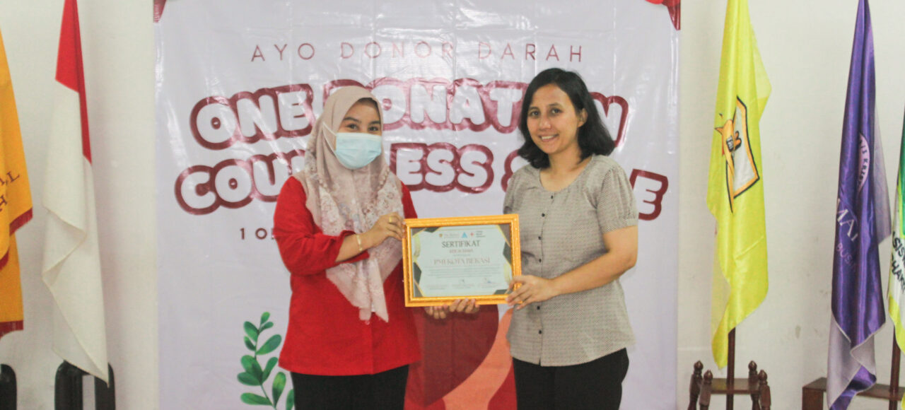 Donor Darah Tri Bhakti Business School Palang Merah Indonesia Bekasi Keri Boru Hotang. S.E., M.Ak