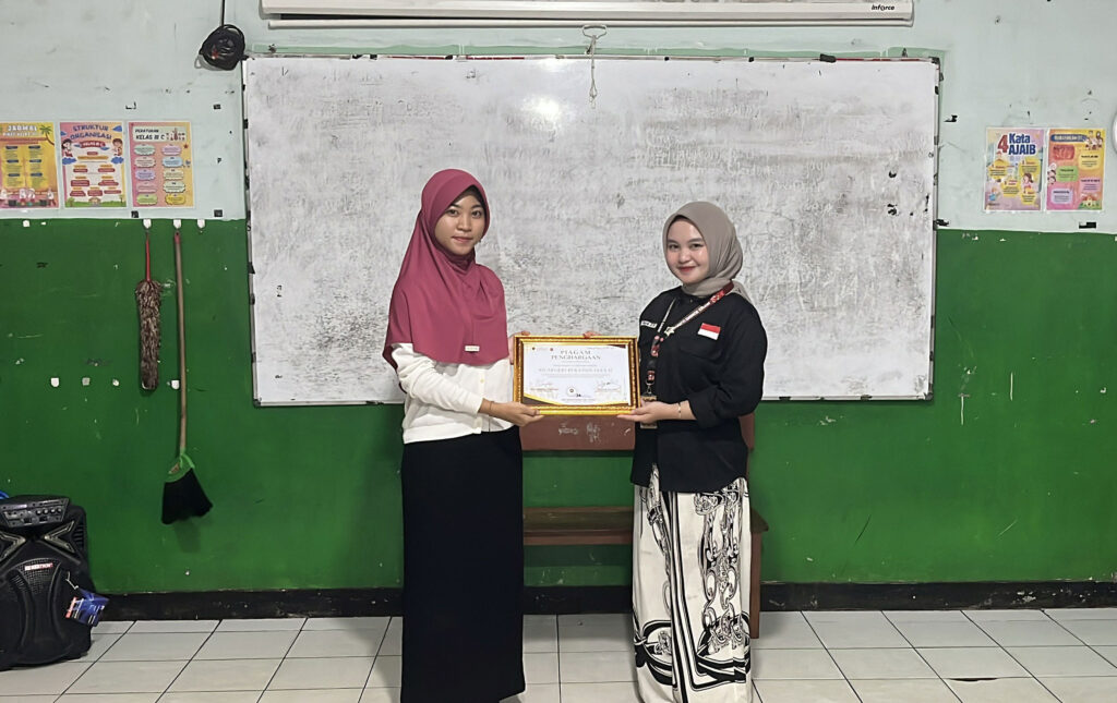 Tri Bhakti Dance Crew UKM PKM di SD Negeri Pekayon Jaya II