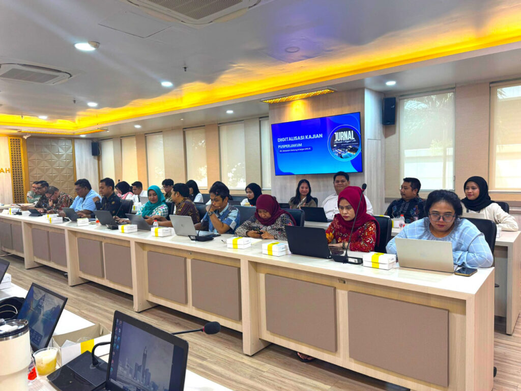 DPD RI Frengki Panangian, S.Kom., M.M., Ketua Program Studi Bisnis Digital Tri Bhakti Business School