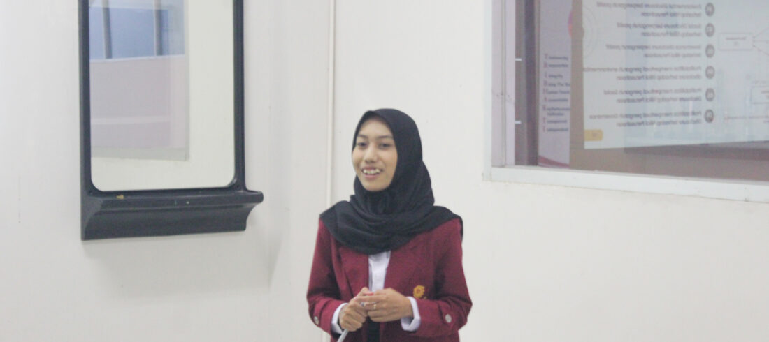 Tri Bhakti Business School sidang skripsi