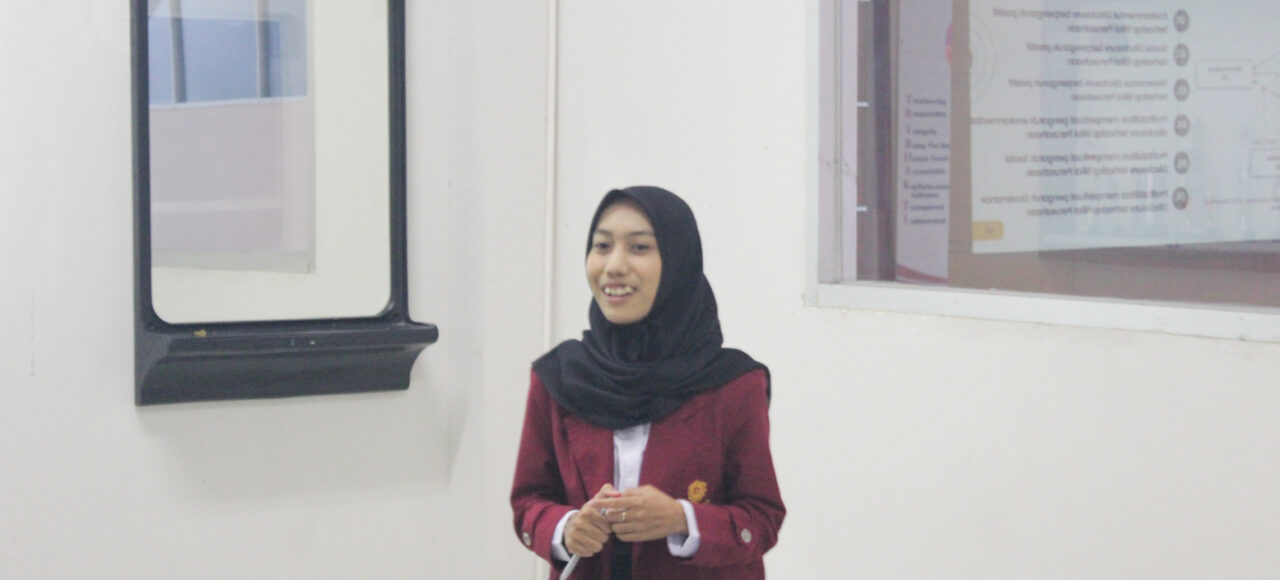Tri Bhakti Business School sidang skripsi