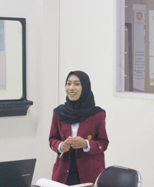 Tri Bhakti Business School sidang skripsi
