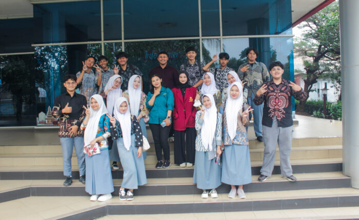 Kunjungan dari SMK Teratai Putih Global 3 ke STIE Tri Bhakti