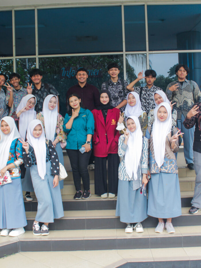 Kunjungan dari SMK Teratai Putih Global 3 ke STIE Tri Bhakti
