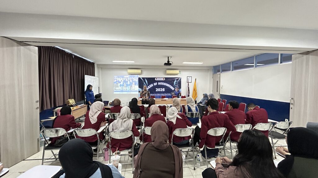 suasana lomba akuntansi di Tri Bhakti